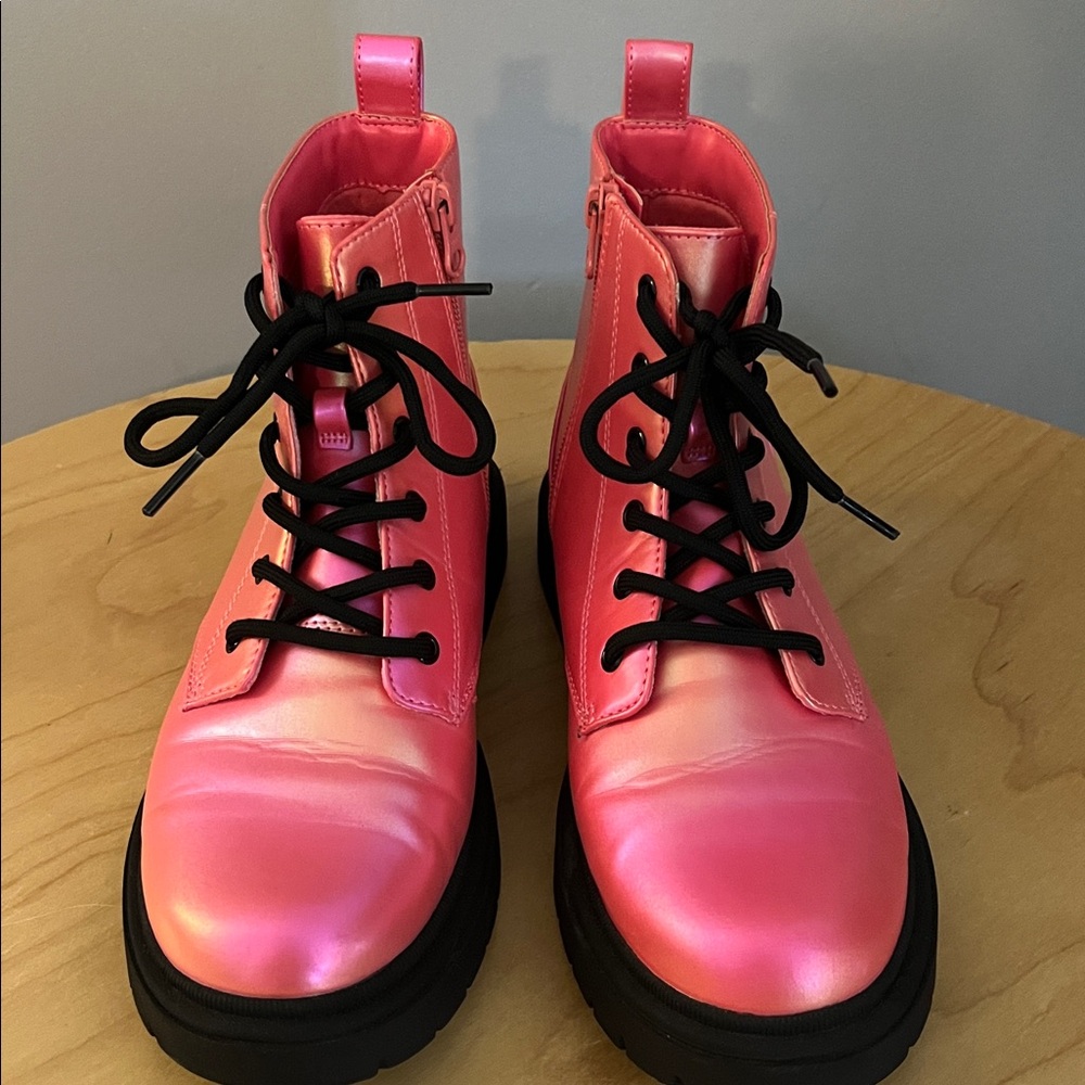 Art Class Vibrant Pink Lace-Up Boots - Picture 3 of 6